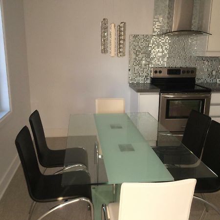 Luxury Two Story Villa Unit A Laval Kültér fotó