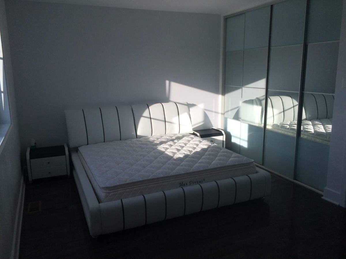 Luxury Two Story Villa Unit A Laval Kültér fotó